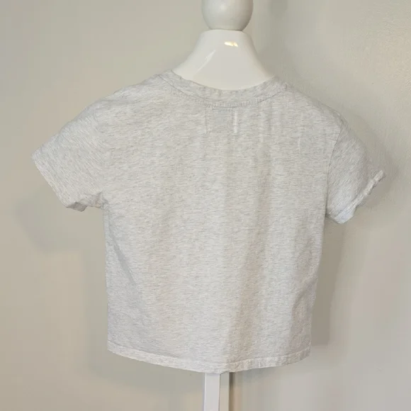 Princess Polly Malibu Healh Retreat Light Grey Graphic Tee Sz 4 Small - Picture 6 of 8